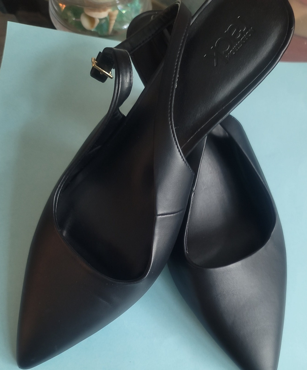 Nordstrom Rack Pointed Toe Slingback Kitten Heels Women’s 11 Black Pumps 2 Tone